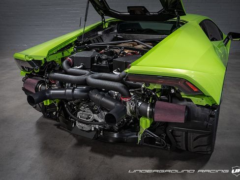 Used 2018 Lamborghini Huracan Performante image 2