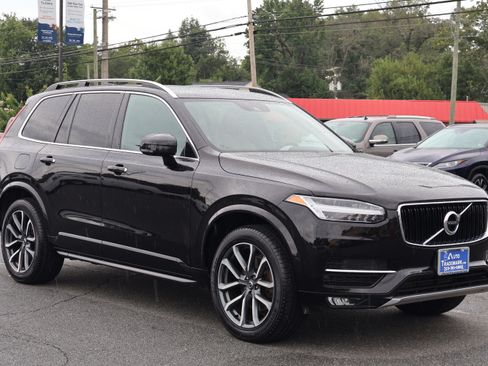 Used 2019 Volvo XC90 T6 Momentum image 11
