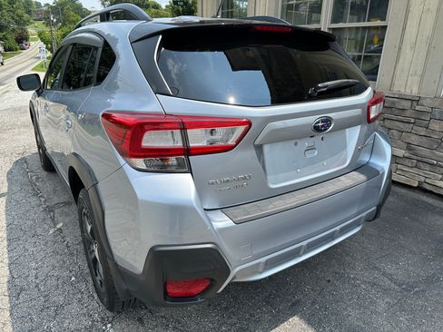 Used 2018 Subaru Crosstrek 2.0i image 8