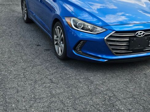 Used 2017 Hyundai Elantra Sedan FWD image 1