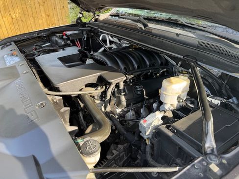 Used 2015 Chevrolet Tahoe LT image 31