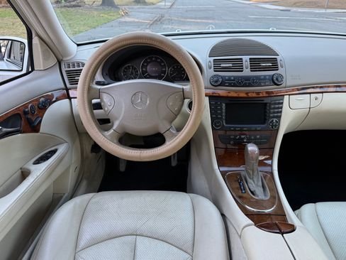 Used 2004 Mercedes-Benz E 320 Wagon image 21