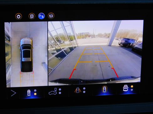 Used 2024 Chevrolet Silverado EV W/T image 6