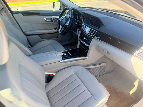 Used 2014 Mercedes-Benz E 250 Sport image 11