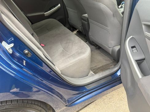 Used 2010 Toyota Prius II Hatchback 4D FWD image 12