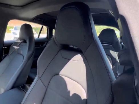 Used 2024 Porsche Panamera 4 image 20