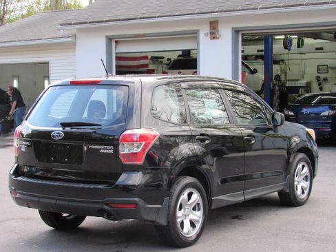 Used 2014 Subaru Forester 2.5i AWD/4WD image 7