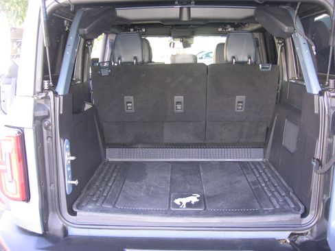 Used 2023 Ford Bronco Outer Banks w/ SASQUATCH PKG image 7