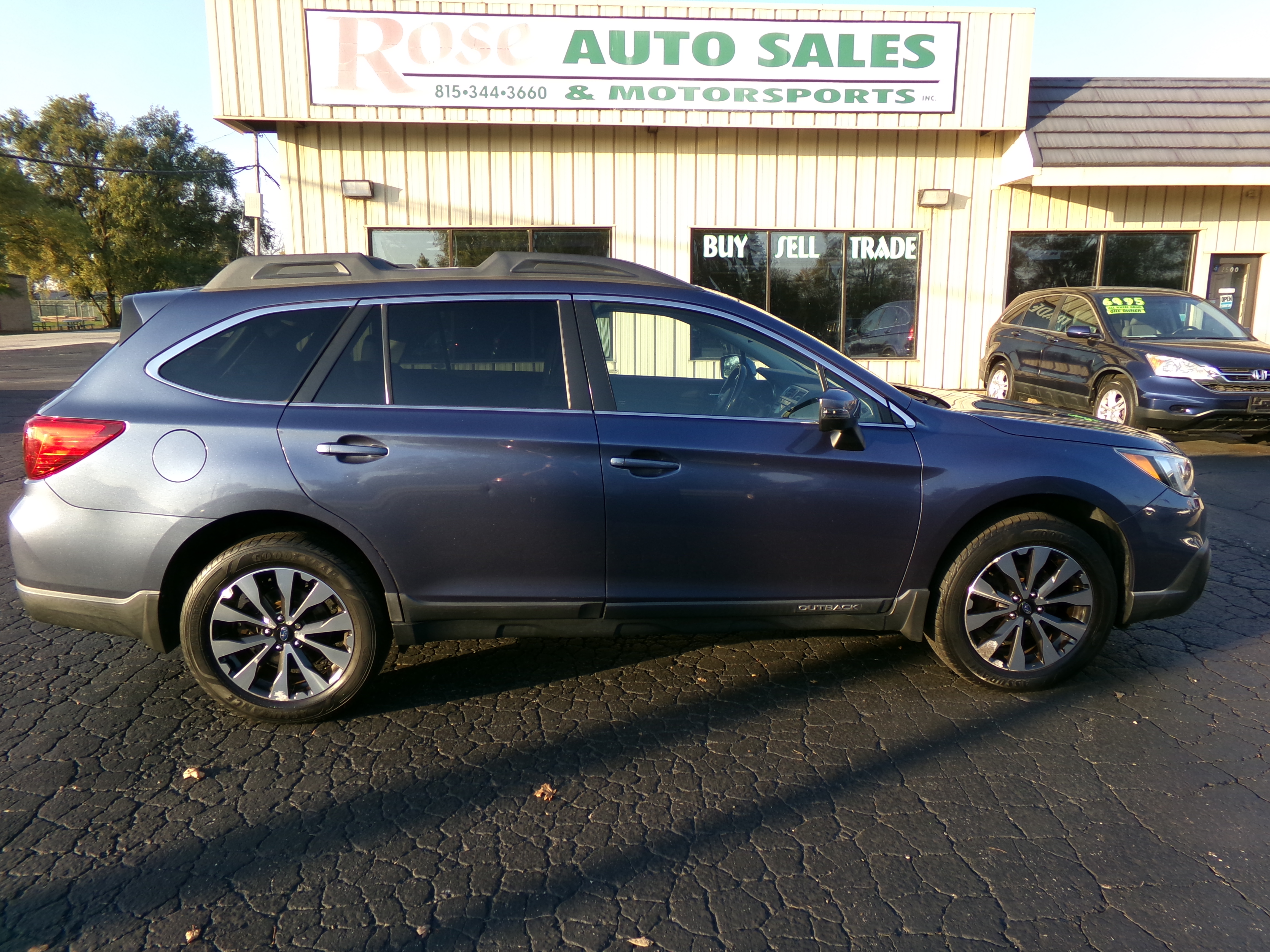 Used 2017 Subaru Outback 2.5i Limited AWD/4WD image 6