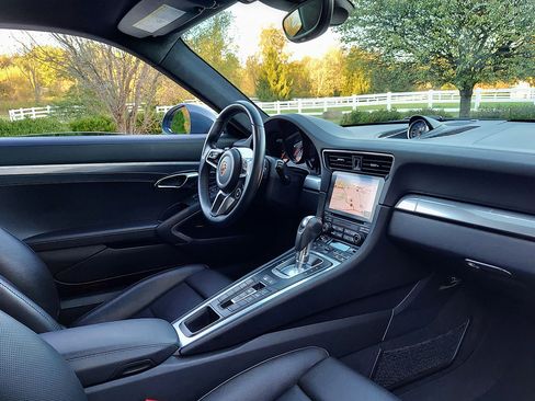 Used 2017 Porsche 911 Carrera 4S image 86