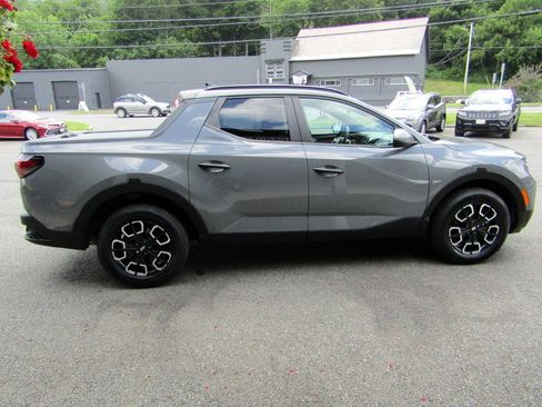 Used 2022 Hyundai Santa Cruz AWD SEL image 5