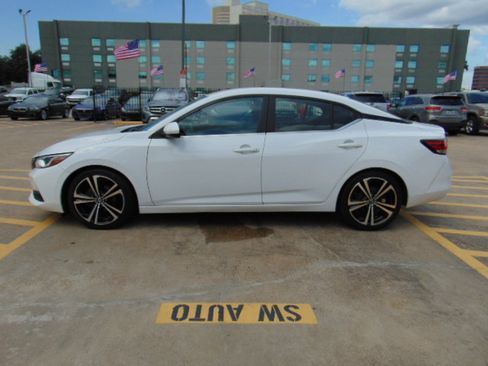 Used 2021 Nissan Sentra S image 5