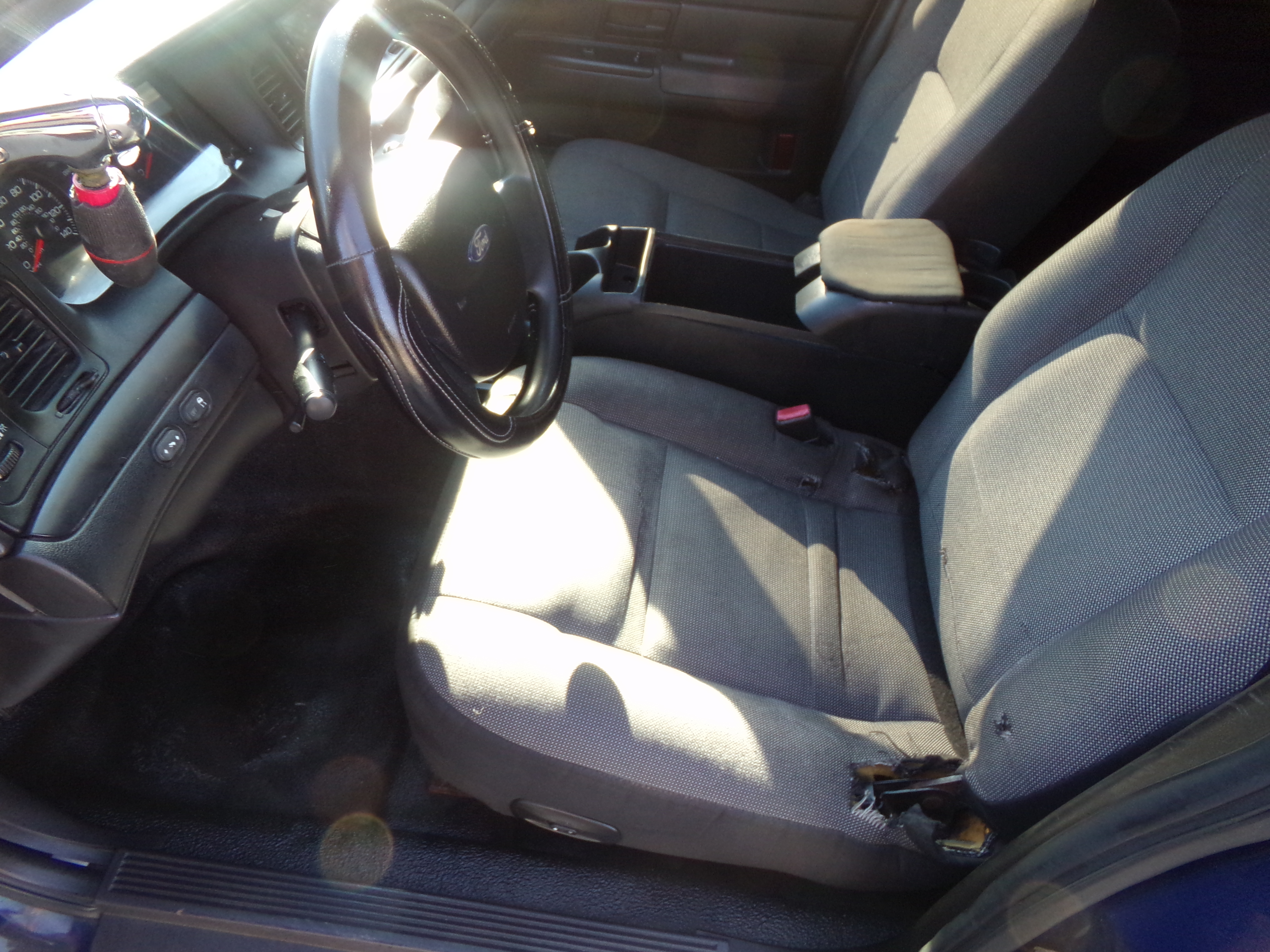 Used 2007 Ford Crown Victoria Police Interceptor RWD image 13