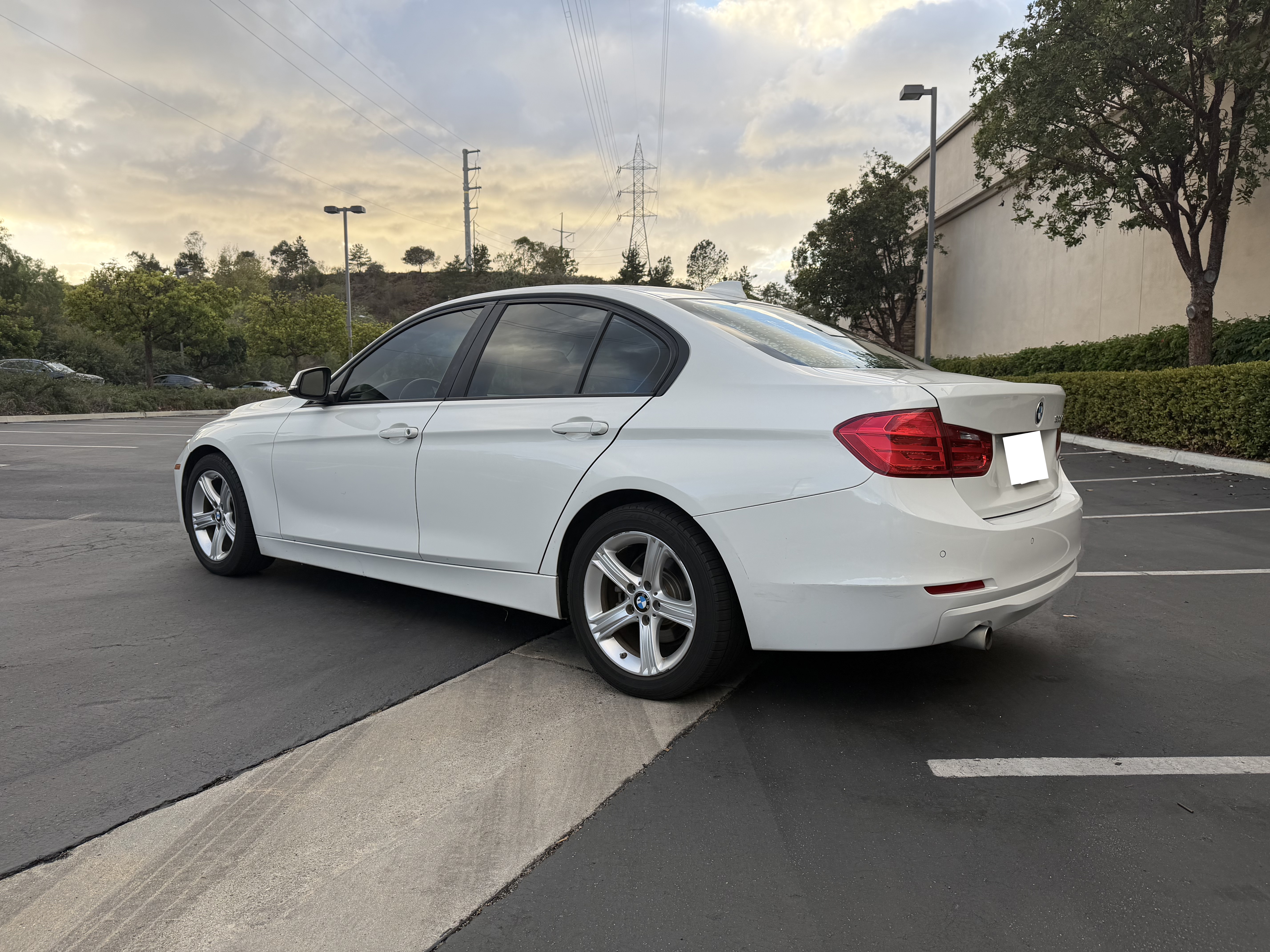 Used 2014 BMW 328d Sedan RWD image 5