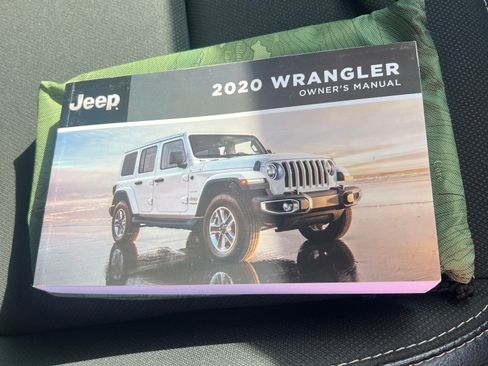 Used 2020 Jeep Wrangler Freedom Edition image 24