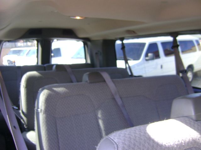Used 2015 Chevrolet Express 3500 LT Extended Passenger RWD image 8