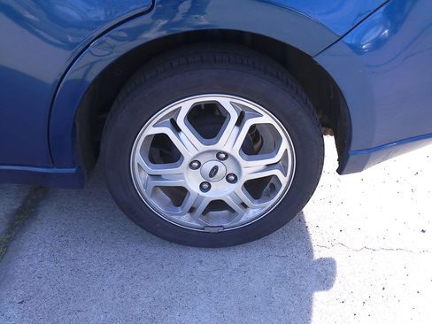 Used 2009 Ford Focus SES image 33