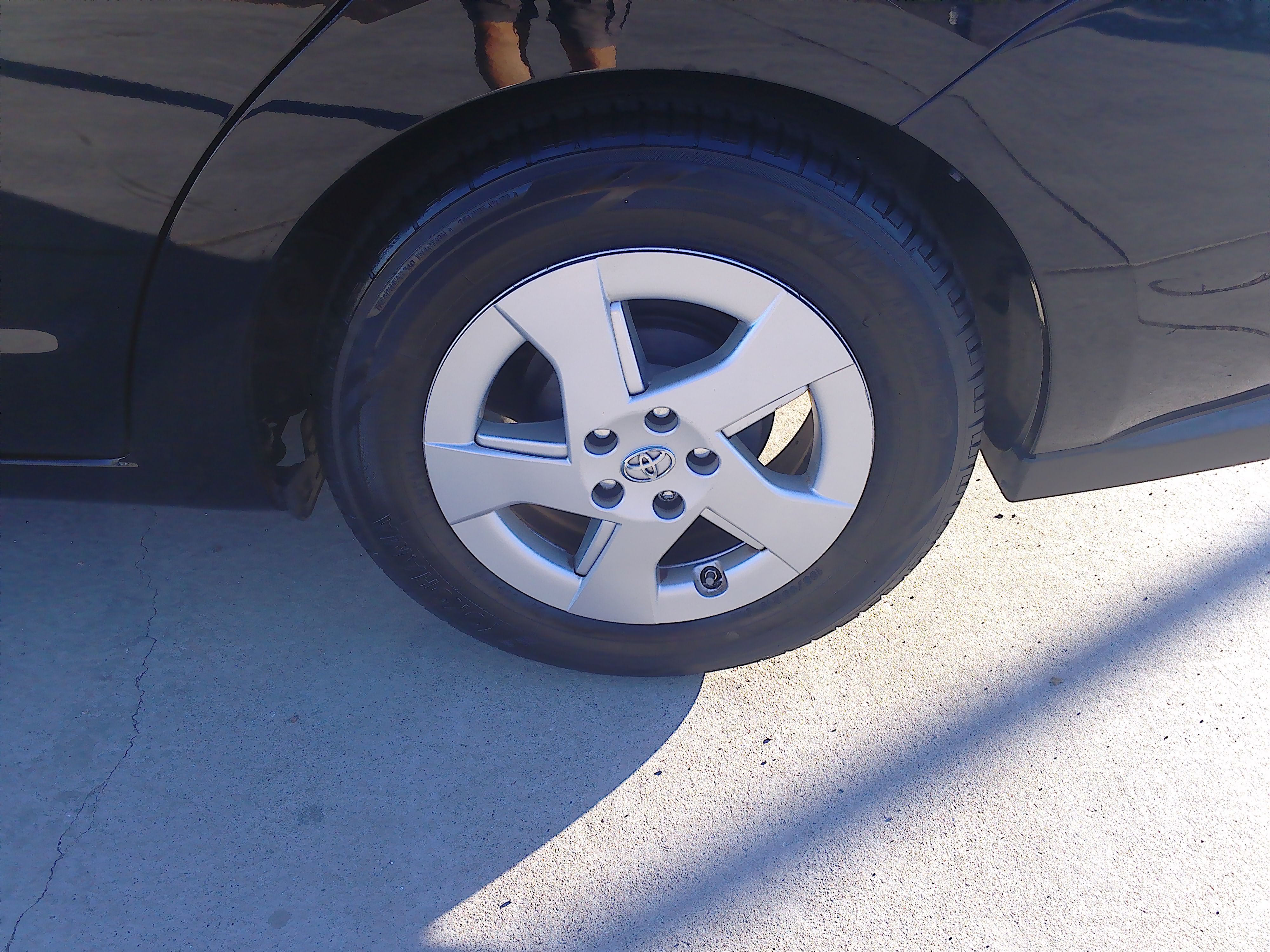 Used 2009 Toyota Prius Two FWD image 35