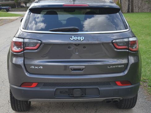 Used 2019 Jeep Compass Limited image 4