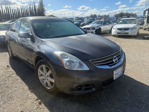 Used 2012 Nissan Altima 2.5 image 1