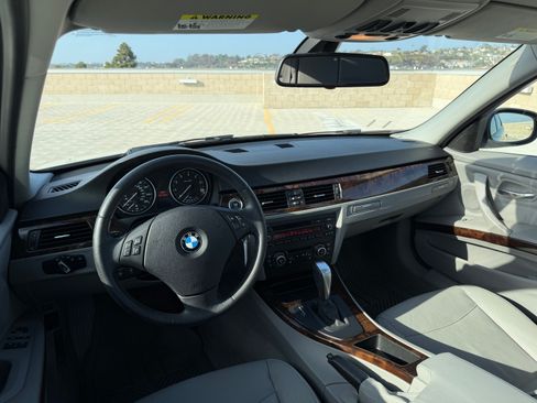 Used 2011 BMW 328i Sedan RWD image 34