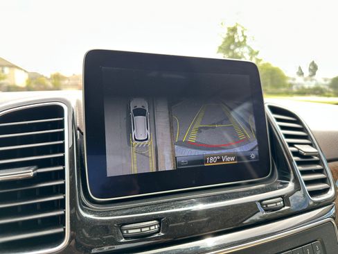 Used 2018 Mercedes-Benz GLE 350 image 12