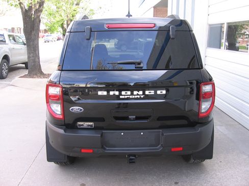 Used 2024 Ford Bronco Sport Badlands image 4