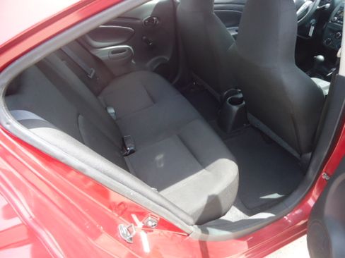 Used 2017 Nissan Versa S Plus FWD image 14