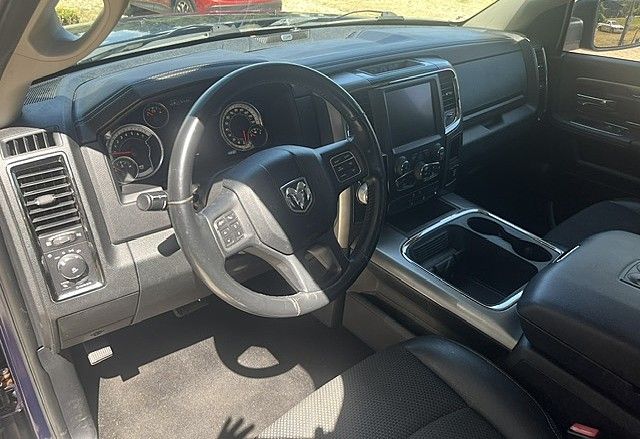 Used 2015 RAM 1500 2WD Crew Cab Sport image 20