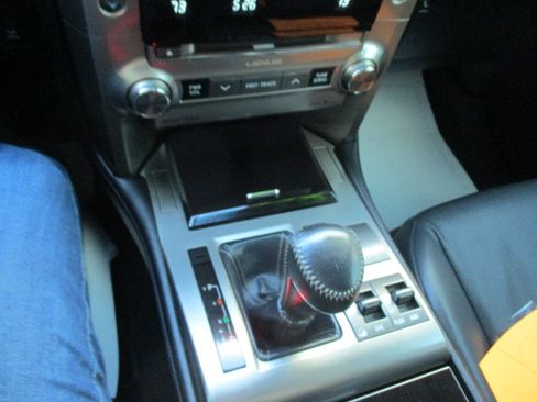 Used 2016 Lexus GX 460 Luxury image 66