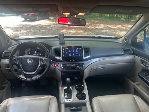 Used 2016 Honda Pilot AWD EX-L image 23