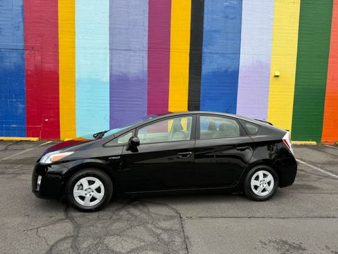 Used 2010 Toyota Prius Four Hatchback 4D FWD image 1