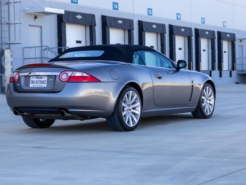 Used 2008 Jaguar XK image 10