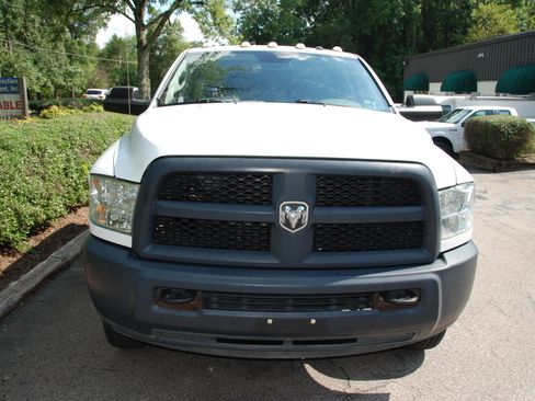 Used 2016 RAM 3500 ST image 4