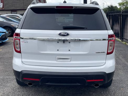 Used 2015 Ford Explorer XLT image 5