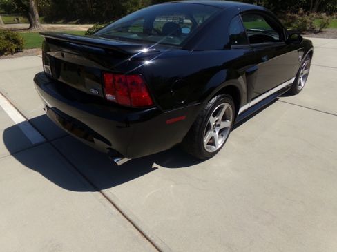 Used 2004 Ford Mustang Mach 1 image 5
