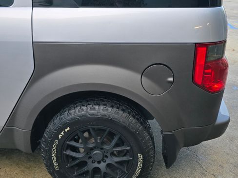 Used 2004 Honda Element EX image 28