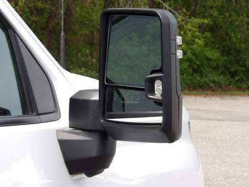 Used 2024 Chevrolet Silverado 2500 LT image 16