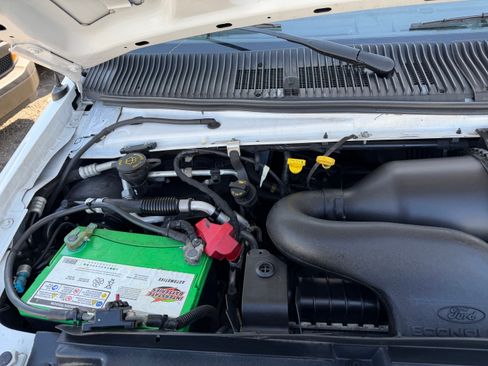 Used 2019 Ford E-350 and Econoline 350 image 23