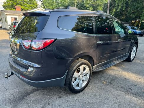 Used 2016 Chevrolet Traverse FWD LT w/ 1LT image 5