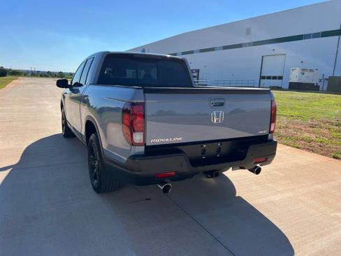 Used 2023 Honda Ridgeline RTL-E image 6