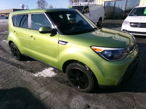 Used 2015 Kia Soul image 7