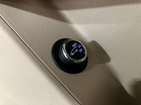 Used 2019 Cadillac XT5 Luxury image 12