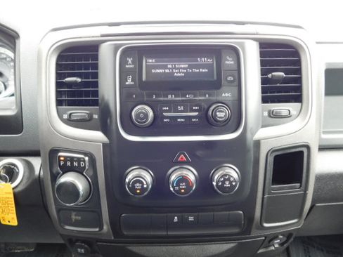 Used 2019 RAM 1500 Classic Tradesman RWD image 14