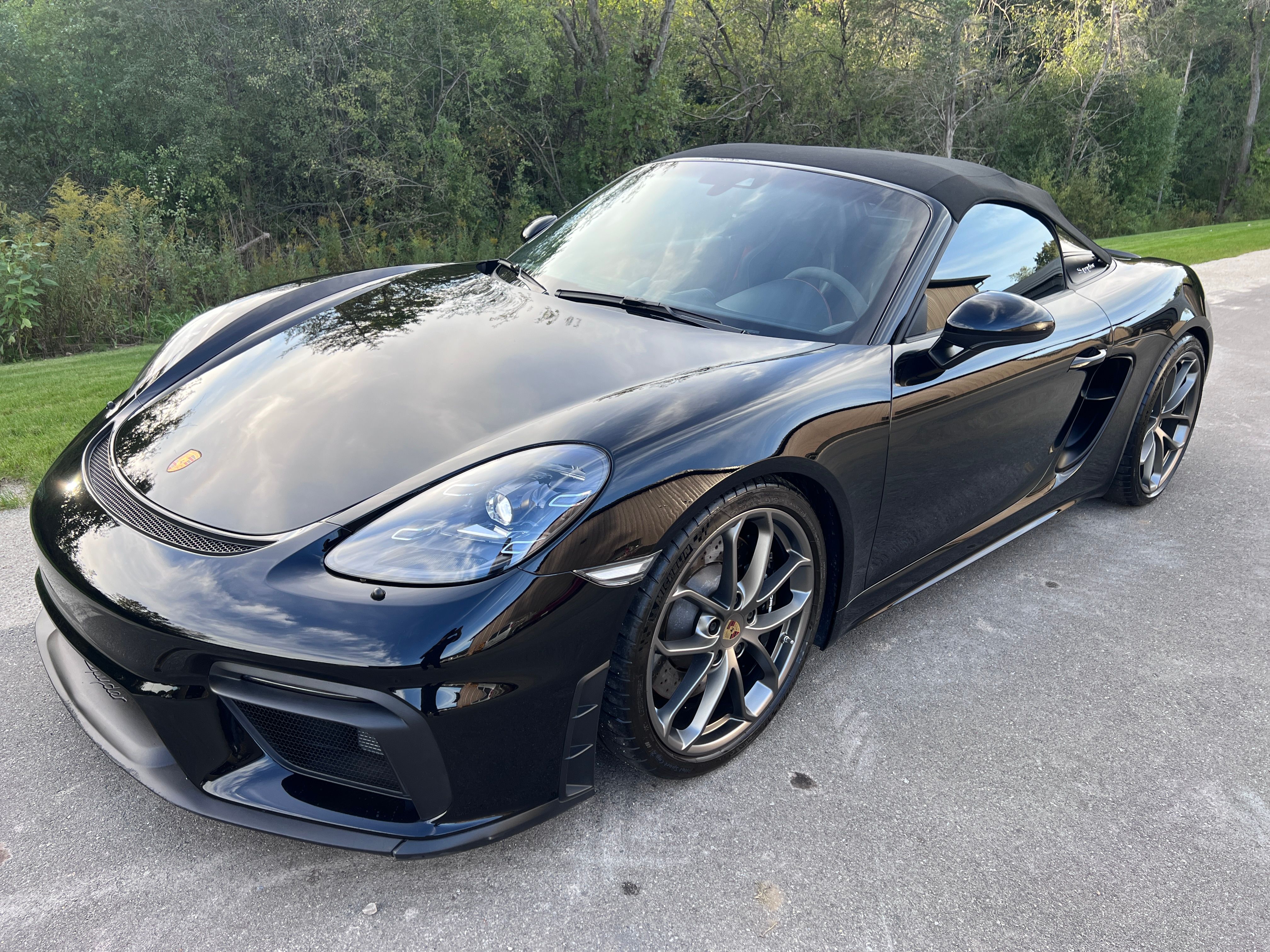 Used 2021 Porsche 718 Boxster Spyder RWD image 2