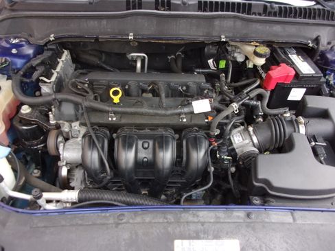 Used 2016 Ford Fusion SE FWD image 15