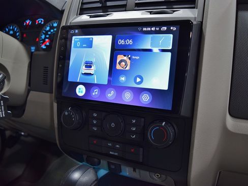 Used 2011 Ford Escape XLT image 27