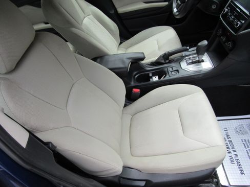 Used 2017 Subaru Impreza 2.0i Premium Sedan AWD/4WD image 17