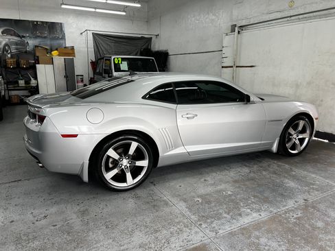 Used 2011 Chevrolet Camaro LT image 4