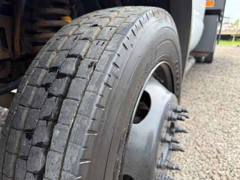Used 2005 Ford F550 RWD image 18